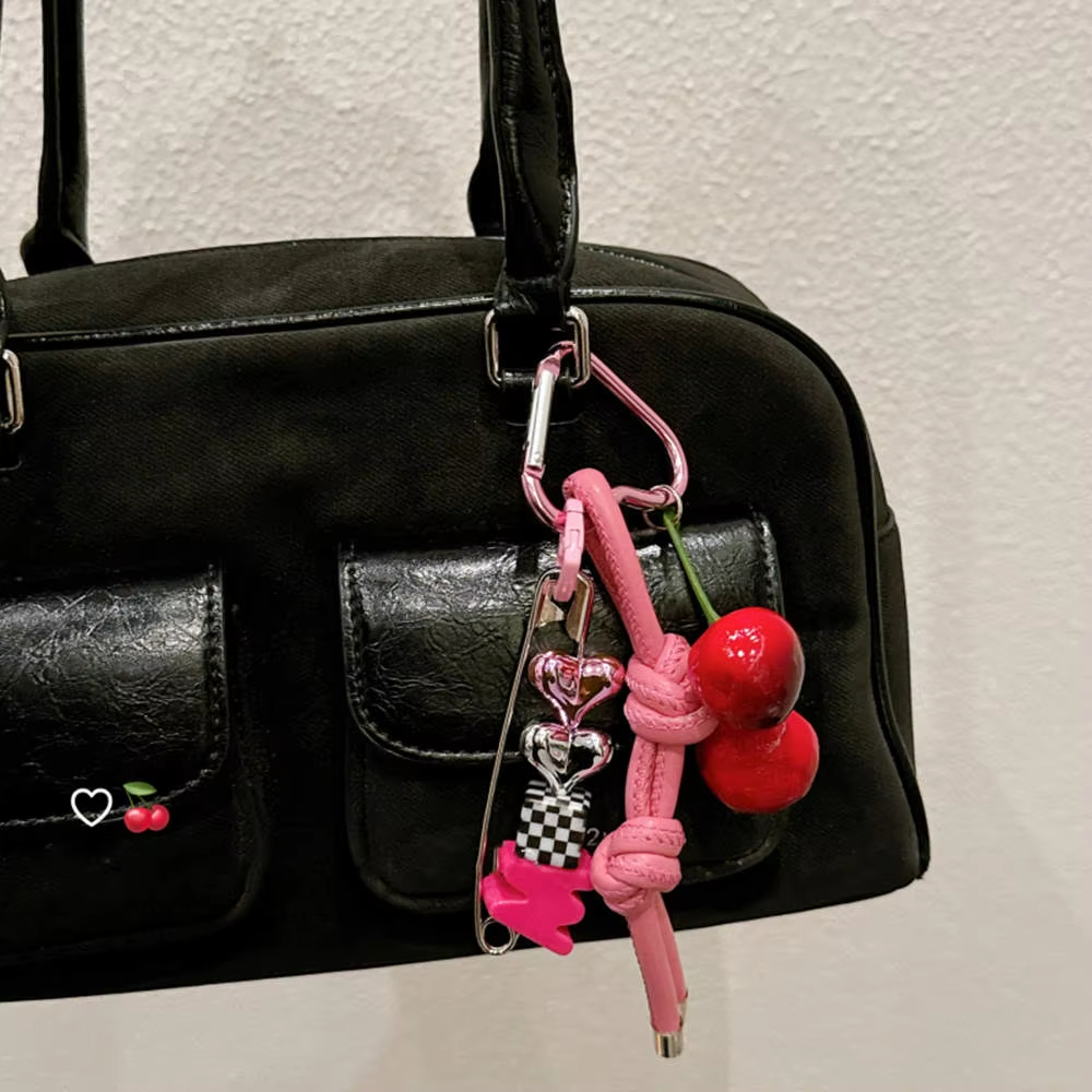 Monogram Keychain Leather - Y2k لطيف الكرز الأبجدية بولي Leather