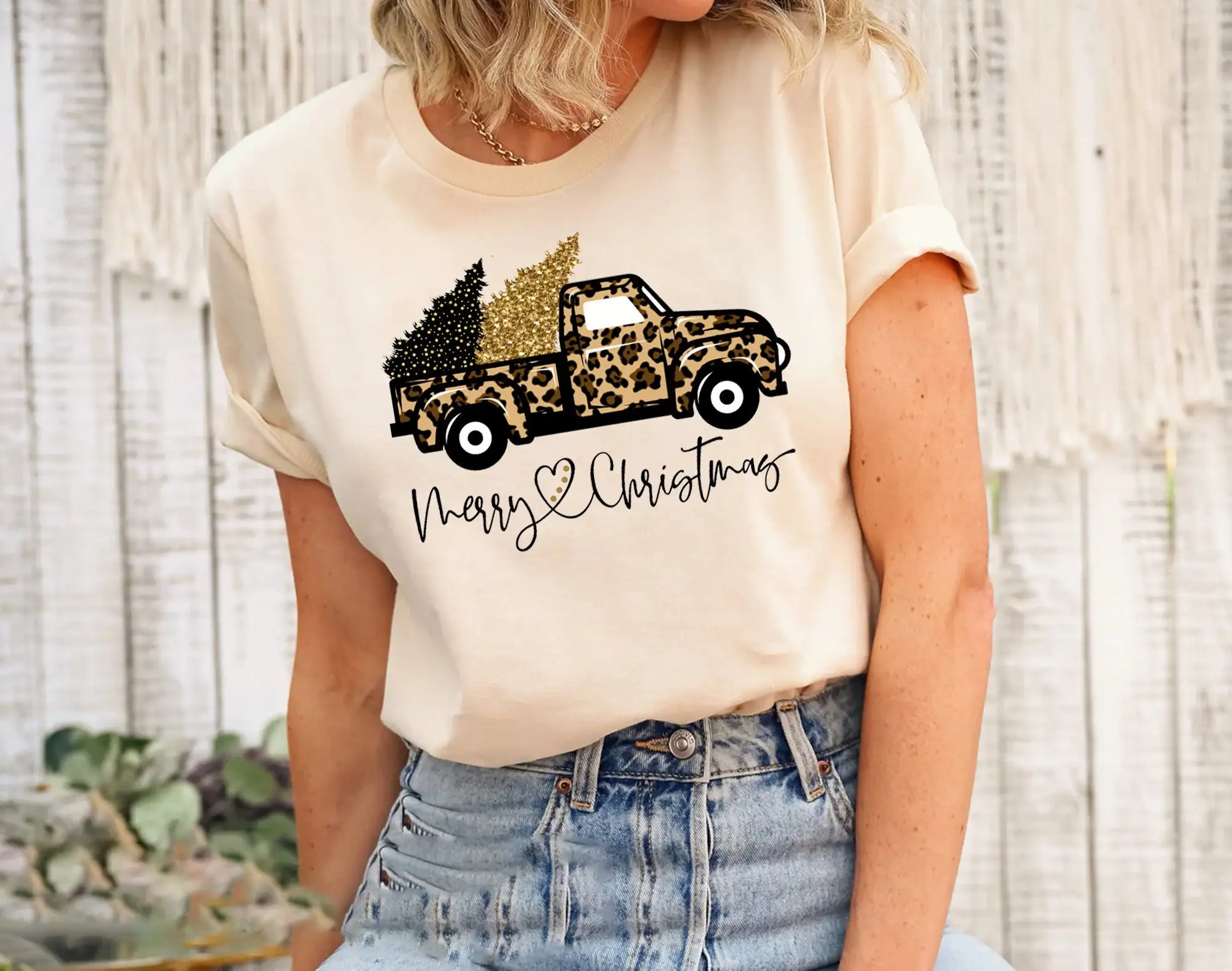Family Tree Print - تي شيرت عيد الميلاد بتصميم شاحنة