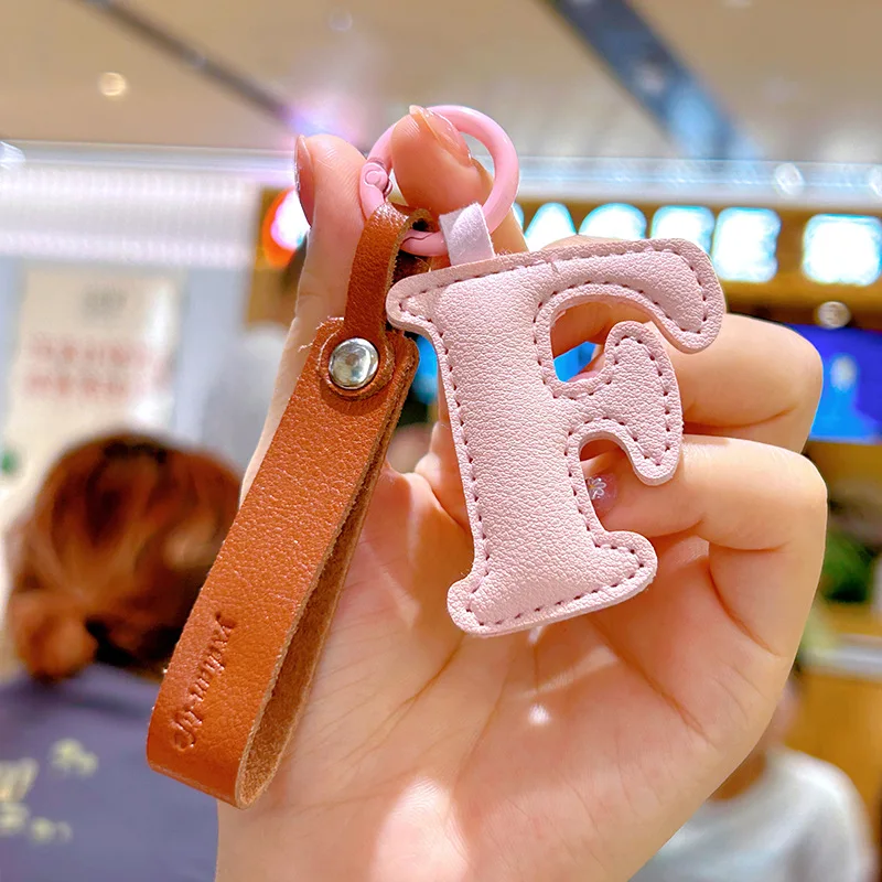من الألف إلى الياء سلسلة مفاتي - مراجعة Monogram Keychain Leather وسعره