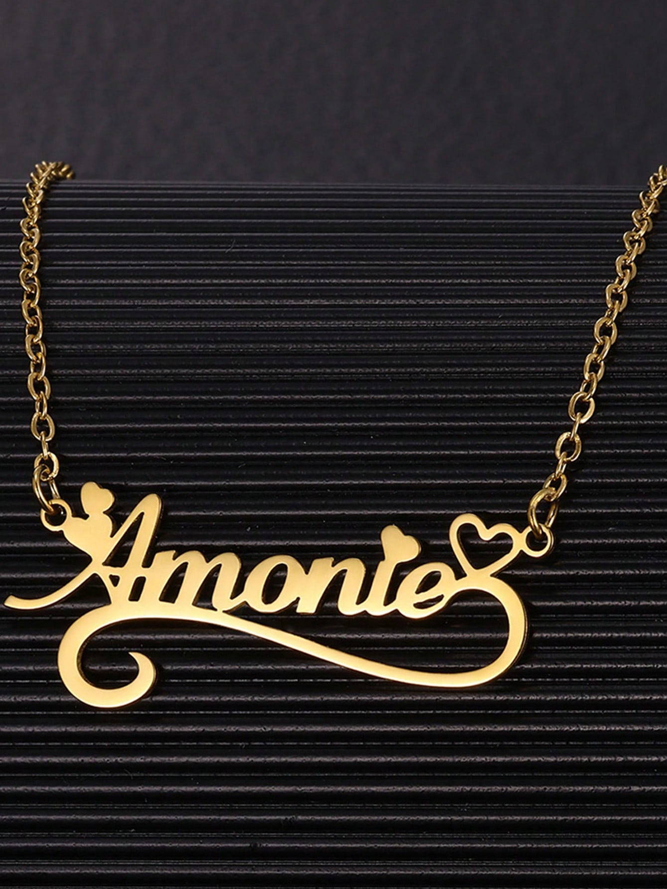 اسم مخصص قلادات القلب المجوفة  - مراجعة Name Necklace Custom وسعره